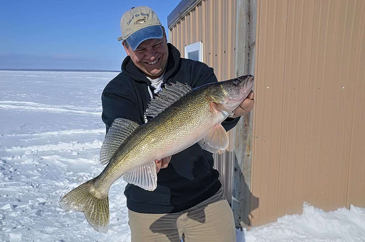 Icing March Walleyes on Lake of the Woods - MidWest Outdoors