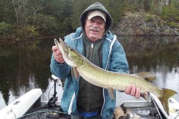 Find and catch early U.P. muskies.