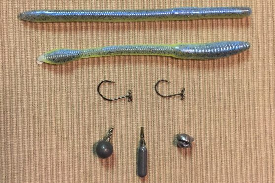 Info on finesse worm hooks for small plastic baits