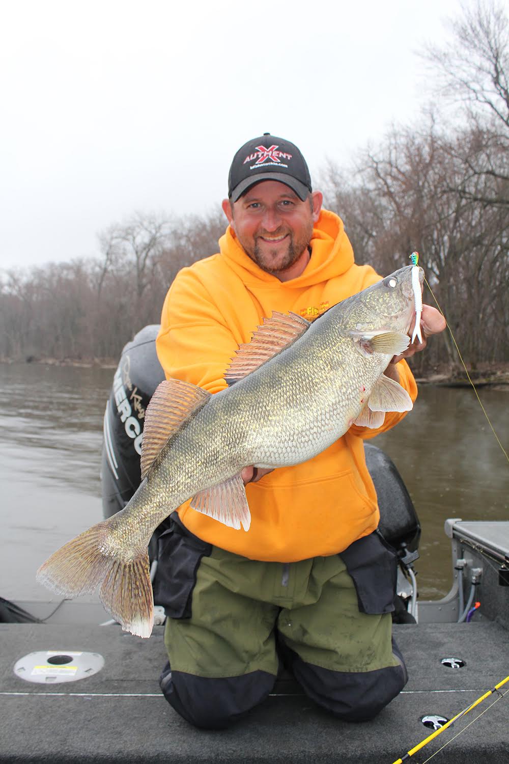 Heavy Metal Spring Walleyes on the Mississippi