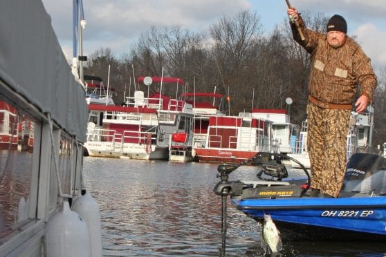 crappie fishing docks with cork and bobbers