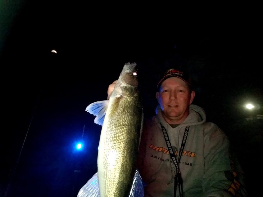Night Slip Bobber Fishing for Walleyes : MidWest Outdoors