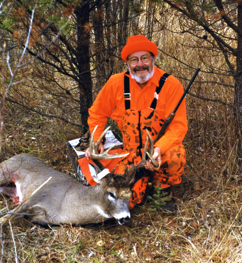 A Lowly Stool for Buck Hunting - MidWest Outdoors