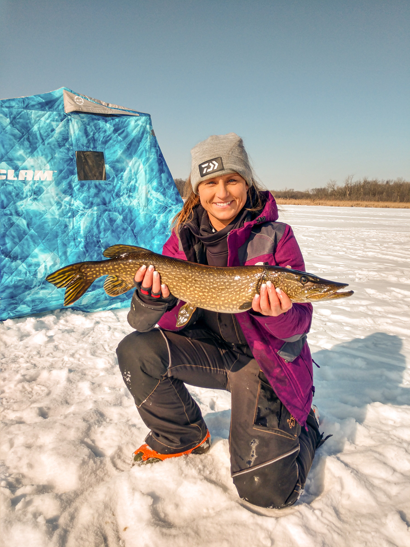 Ice Fishing Northern Manitoba Multi-Species Day! 