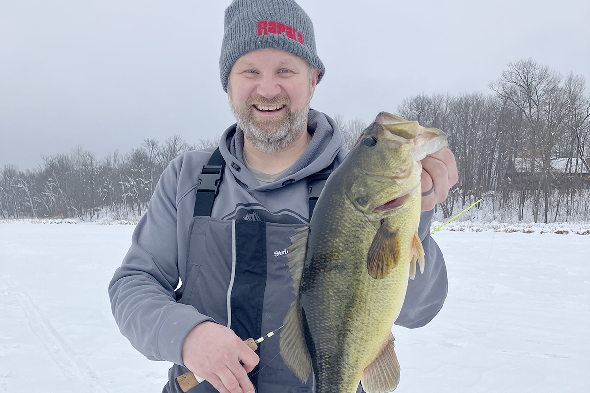 Bassin’ Through the Ice - MidWest Outdoors